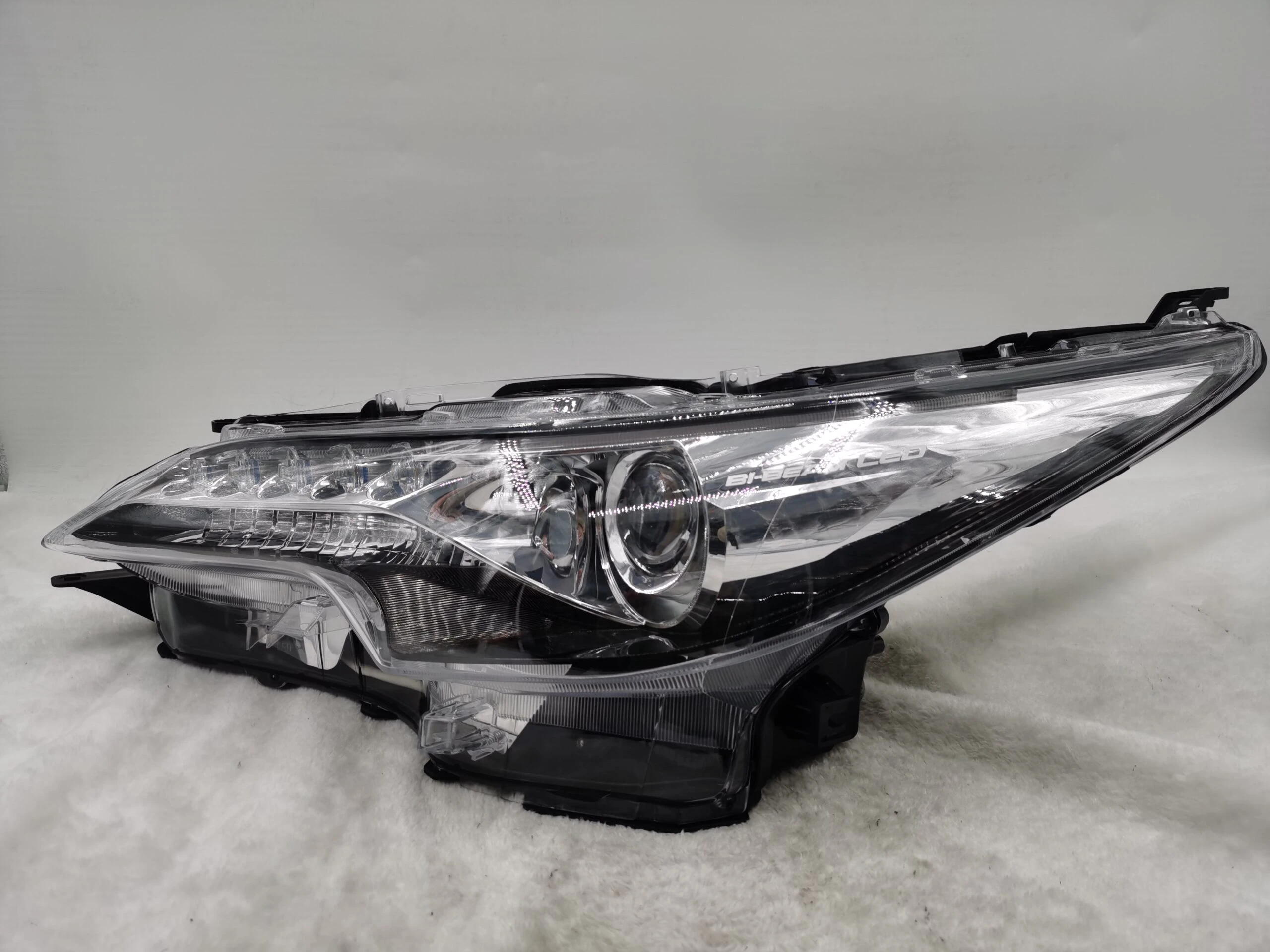 Toyota Fortuner 2016-2017-2018-2019-2020 Driver Side Headlight