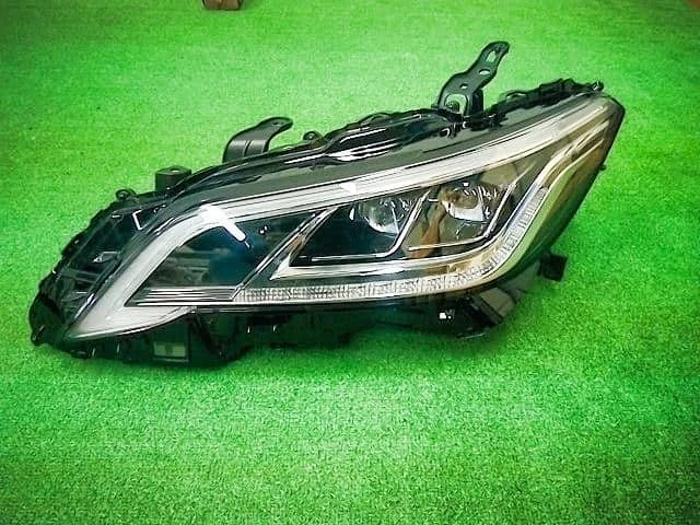 Toyota Crown 2021-2022-2023-2024-2025 Headlamp left